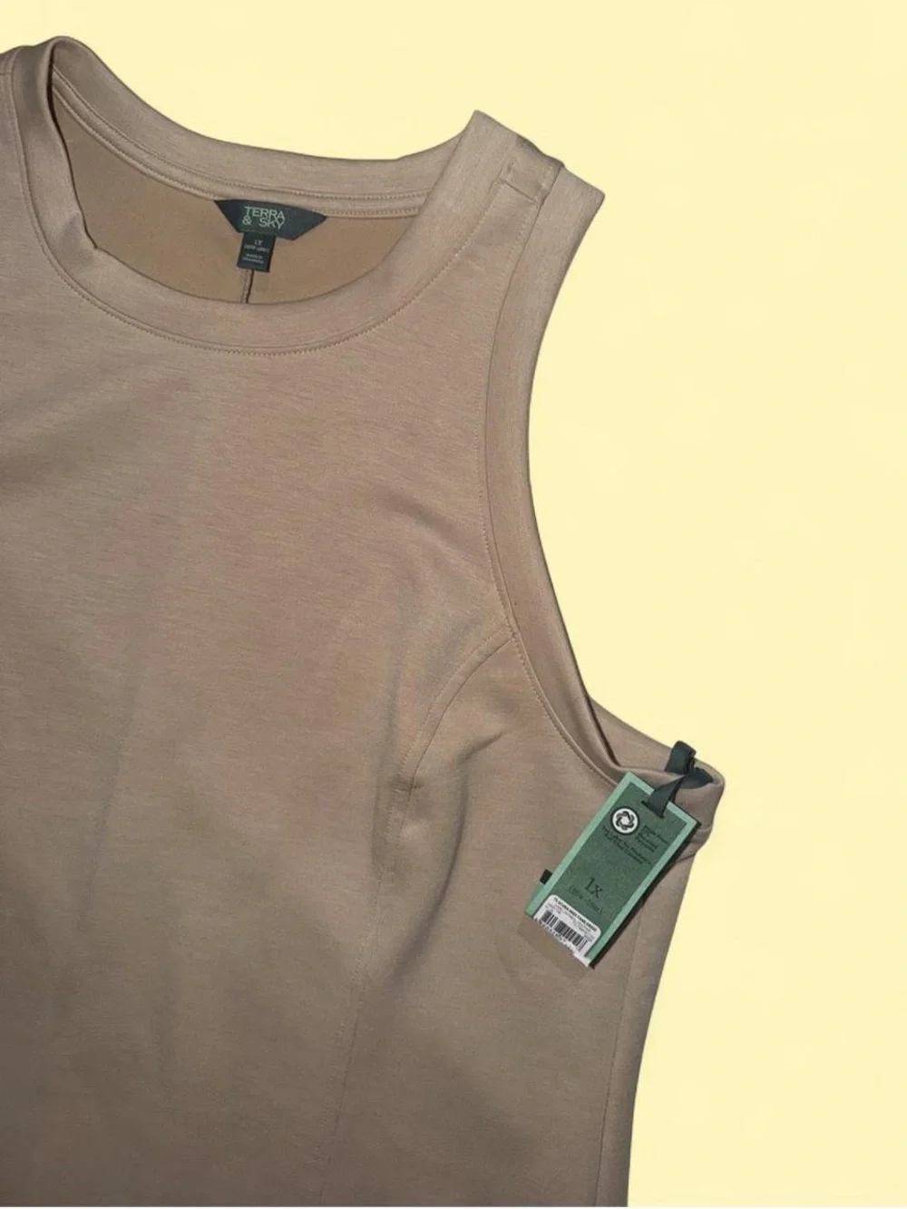 NWT Sleeveless Terra and Sky Midi Dress in khaki